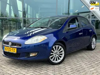 Fiat Bravo 1.4 T-Jet Emotion, Airco, Carplay, Sportief!