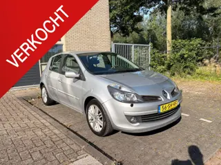 Renault Clio 1.6-16V Dynamique Luxe Cruisecontrol/Keyless/Leder bekleding