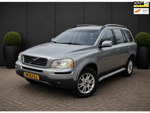 Volvo XC90 3.2 Summum AUTOMAAT 7 ZITS LEER LEZEN !!!!!!!!
