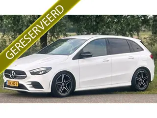 Mercedes-Benz B-Klasse 200 BUSINESS SOLUTION AMG 29.000KM!! NAVIGATIE PREMIUM, APPLE CARPLAY, STOELV
