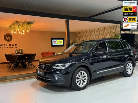 Volkswagen Tiguan 1.5 TSI Life Business Facelift|Virtual Cockpit|IQ.Light|ACC|CarPlay|Camera|Keyless