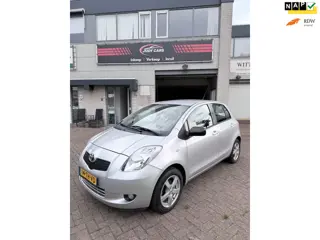 Toyota Yaris 1.3 VVTi Luna