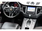Foto 30 van Porsche Macan 3.0 GTS | Pano | Chrono | Alle Opties | Nieuwstaat |