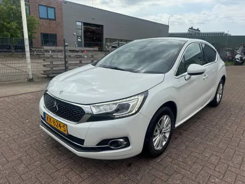 DS 4 1.6 BlueHDi AUTOMAAT NAVI-XENON-LED-KEY-LESS