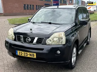 Nissan X-Trail 2.5 LE 4WD ECC Audio-CD/Navi LMV 17" ESP ABS Cruise Schuif-/Kanteldak Dakrails Trekha