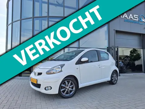 Toyota Aygo 1.0-12V Comfort Navigator|AIRCO|NIEUWSTAAT