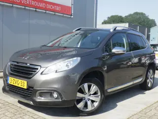 Peugeot 2008 1.2 PureTech Allure, Aico, Panodak, Trekhaak, PDC, Cruise, Navi!