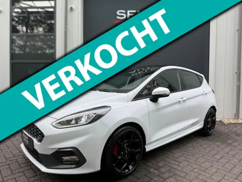 Ford Fiesta 1.5 EcoBoost ST-3 Performance 200 Pk Pano/Recaro/Xenon/Led/Cruise Control/Climate Contro