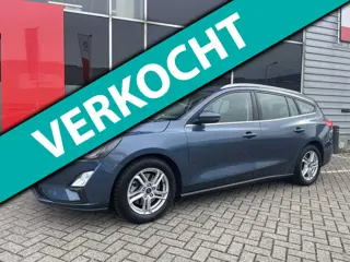 Ford Focus Wagon 1.0 EcoBoost Hybrid Trend Edition Business / camera / Navigatie