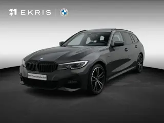 BMW 3 Serie Touring 320e High Executive | M Sportpakket | Trekhaak | Panoramadak | Laserlight | DAB 