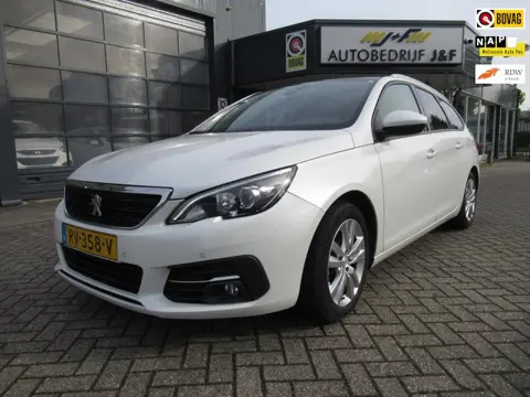Peugeot 308 SW 1.2 PureTech Blue Lease Executive / 1ste EIGENAAR / PANORAMADAK / NAV / LMV / CLIMA