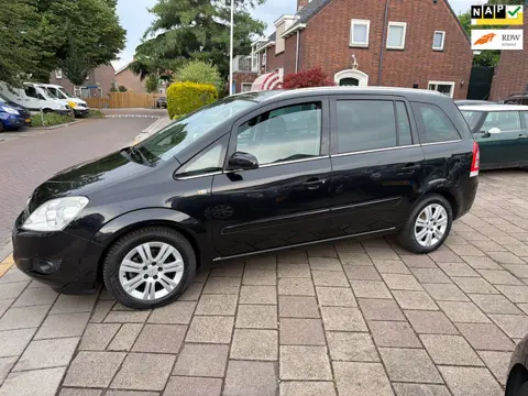 Opel Zafira 1.8 Cosmo