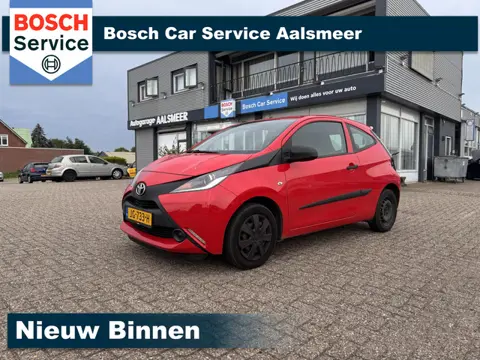 Toyota Aygo 1.0 VVT-i x / NAP / GARANTIE / APK /