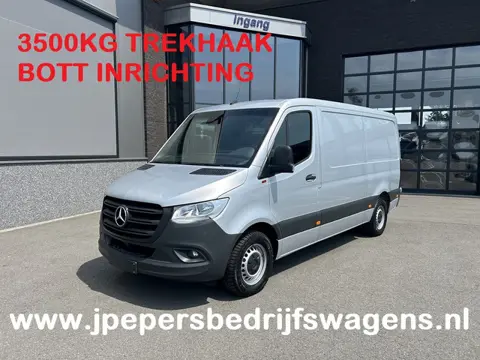 Mercedes-Benz Sprinter 315 CDI L2 H1 RWD 3500KG Trekhaak / BOTT Inrichting / MBUX 10.25 / Navigatie 