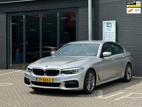 BMW 5-serie 520i Corporate Lease Executive/M-PAKKET/NAVI/NL-AUTO NAP!!