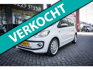 Volkswagen Up! 1.0 75pk high up! Automaat | Black & White | Airco |