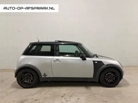 Mini 3-Deurs 1.6 Cooper Chili Pano Leer APK 2027