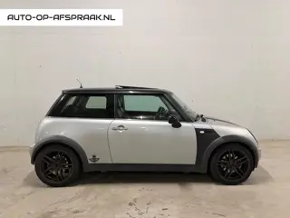 Mini 3-Deurs 1.6 Cooper Chili Pano Leer APK 2027