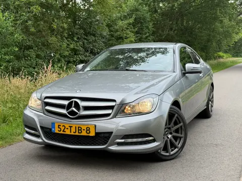 Mercedes-Benz C-klasse Coupé 180 | ''97.000 KM + Orgineel NL + Cruise + Half/leder Nu € 11.975,-!!!