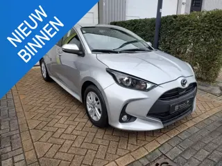 Toyota Yaris Hybrid 1.5 Mazda 2 Agile Stoel-Stuurverwarming Navi-Carplay Led Camera Lane-Assist