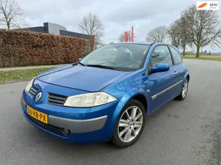 Renault Mégane 1.6-16V Privilège Luxe RIJDT PRIMA