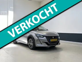 Peugeot E-208 EV Allure Pack 50 kWh | SOH 93% Apple Carplay/ Android Auto | Camera | NL