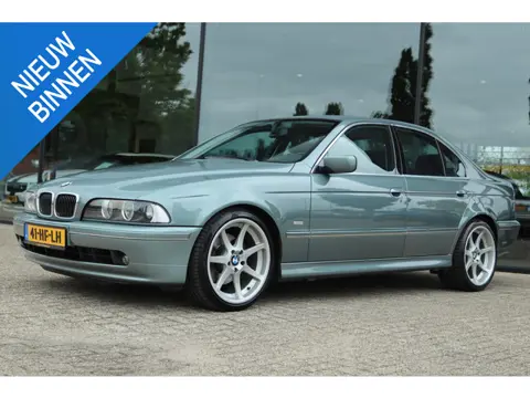 BMW 5-SERIE 540I V8 AUT. ORIG. NL NAP | NIEUWE APK | CRUISE | BLIJVEND YOUNGTIMER