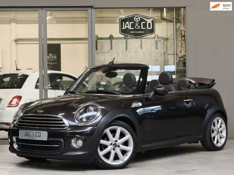 Mini Cabrio 1.6 Cooper Highgate NAP Leder