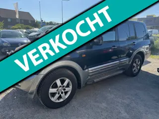 Mitsubishi Pajero 3.2 Di-D GLS LB Side Window 4x4 4WD Airco