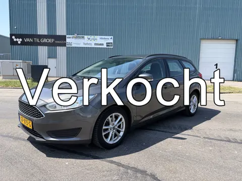 Ford FOCUS Wagon 1.0i Eco-Boost Trend Edition 101 PK. Zeer goed onderhouden auto !!! Rijdt ook helem