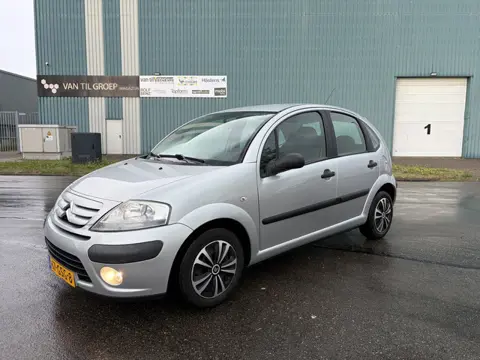 Citroën C3 1.4i Image 74 PK. Zo goed als nieuwe auto van de tweede eigenaar !!! Origineel slechts 51