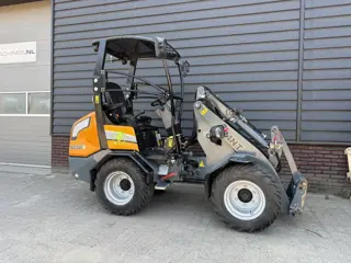Giant G2200 E minishovel / kniklader ELECTRISCH 2021