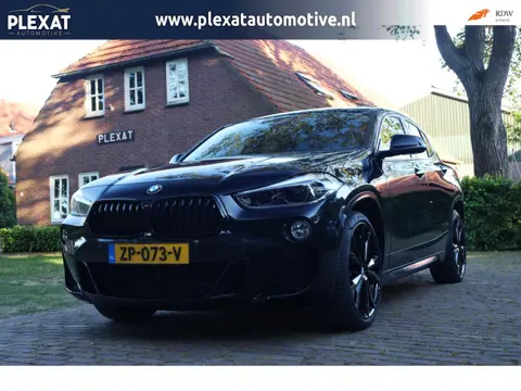 BMW X2 2.0i X-Drive High Executive Aut. | M-Pakket | Black Optiek | 20 Inch | Panorama | Facelift | 
