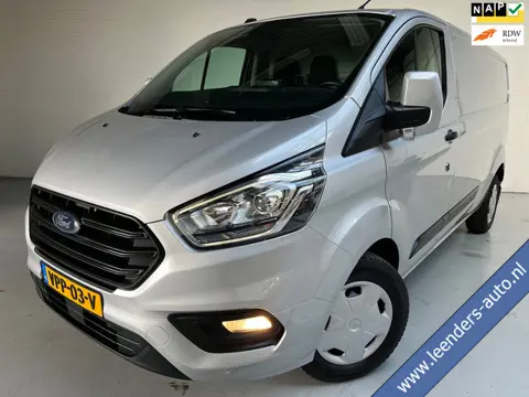 Ford Transit Custom Automaat 300 2.0 TDCI 130pk L2H1 Limited 3persoons, Airco, Navigatie, Trekhaak, 