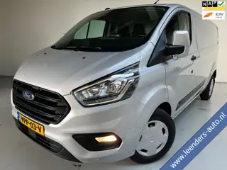 Ford Transit Custom Automaat 300 2.0 TDCI 130pk L2H1 Limited 3persoons, Airco, Navigatie, Trekhaak, 