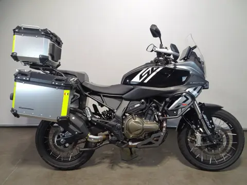 QJMOTOR SRT 600 SX TOURING (bj 2025)