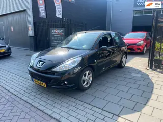 Peugeot 206 + 1.4 Millesim 200 Airco NAP APK