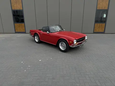 Triumph TR 6 - 6 cilinder met karakter