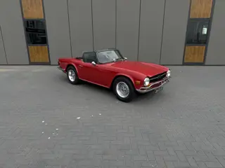 Triumph TR 6 - 6 cilinder met karakter