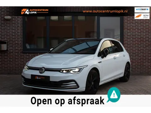 Volkswagen Golf 1.5 eTSI Style *ACC*Memory*Blind spot*Stoelverwarming