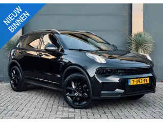 Lynk & Co 01 1.5/Pano/Navi/Camera/zwart hemel/black style