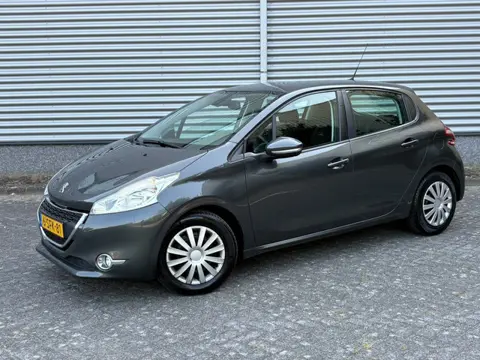 Peugeot 208 1.2 VTi Envy Distributie V.V. NAVI PSensoren CruiseControl