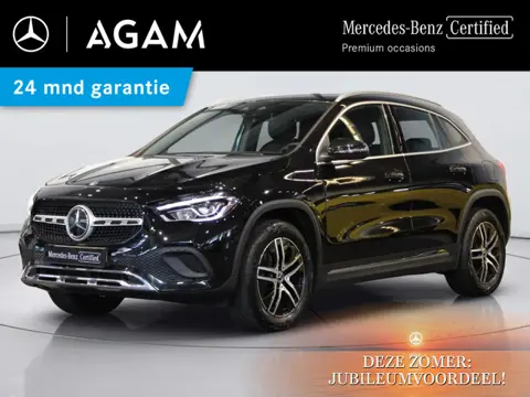 Mercedes-Benz GLA 200 Business Solution Luxury