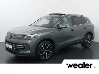 Volkswagen Tiguan 1.5 eHybrid Life Edition | 204 PK | SoH 100% |  Trekhaak | Panoramadak | Matrix LE