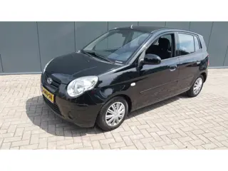 Kia Picanto 1.1 Fifteen//5 drs //apk 2027