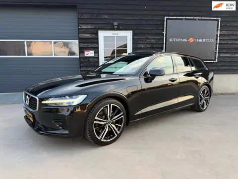 Volvo V60 2.0 T8 R Design AWD PHEV Pano Leder Hud Camera