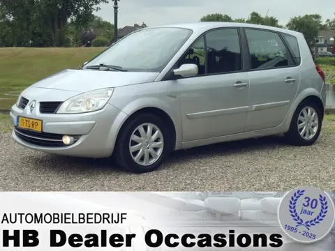 Renault Scénic 1.6-16V Tech Line - airco - Navigatie - 6 Bak