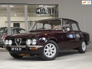 Alfa Romeo Giulia 2.0 Super Faggio - Cognac interieur