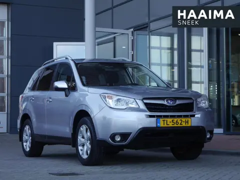 Subaru Forester 2.0 Luxury | Automaat | 4WD |  2000KG Trekgewicht |  Panorama dak | Achteruitrijcame