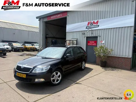 Skoda Octavia Combi 1.2 TSI Elegance Business Line Clima, cruise, navi, pdc, trekhaak